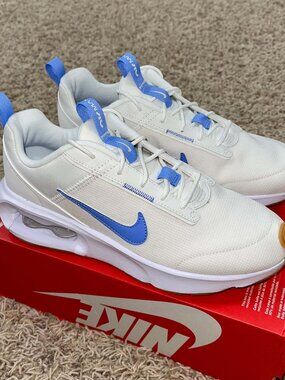 Nike Women’s Air Max INTRLK Lite Shoes Summit White Blue DX3705-104, Size 9.5